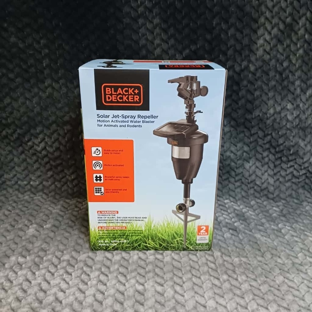 Black‎ & Decker Solar Jet-Spray Repeller Motion Activated Water Blaster